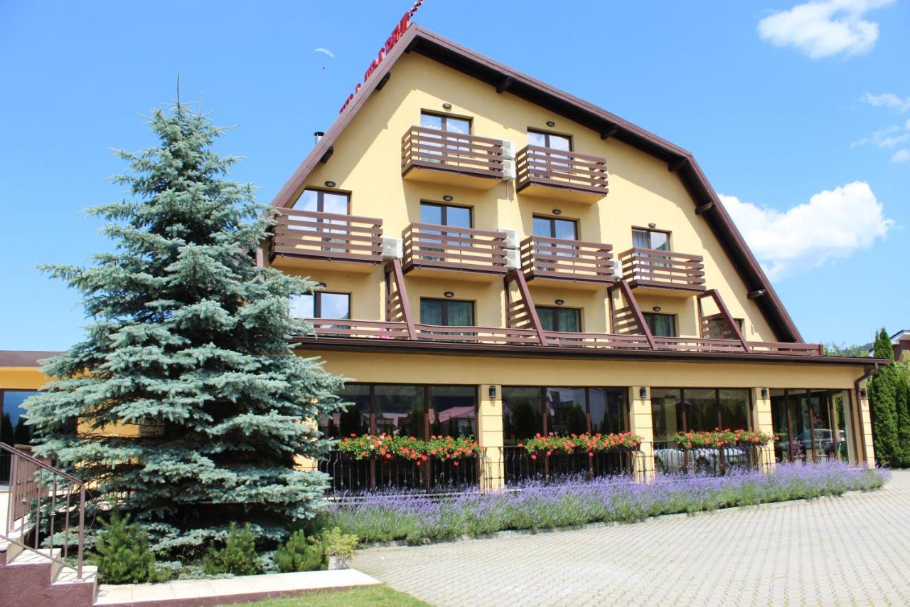 Vila Trapez Сэчеле Экстерьер фото